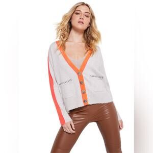 Lisa Todd Pocket Pleaser Cardigan Platinum Size Large